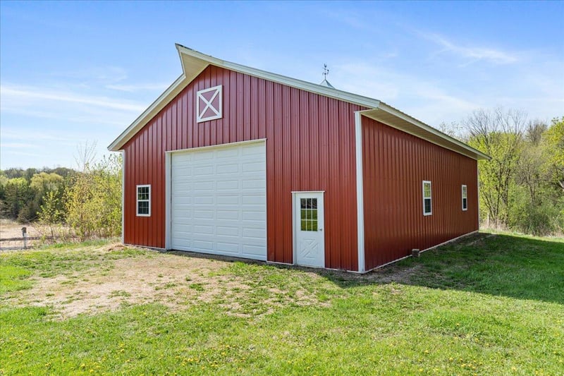 6300 Painter Rd, Minnetrista, MN 55364