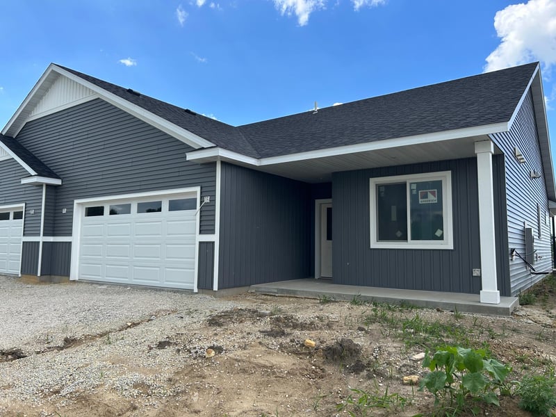 5519 Sundown Pl NW, Rochester, MN 55901