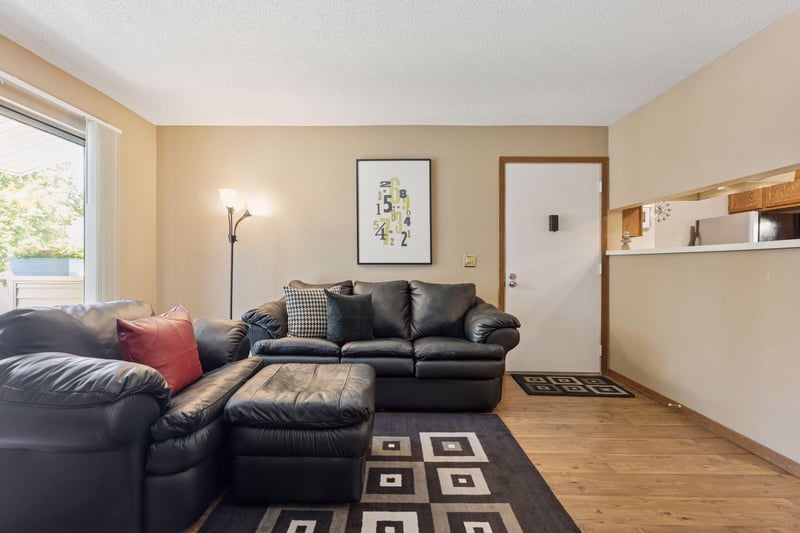 2254 Benson Ave #C, Saint Paul, MN 55116