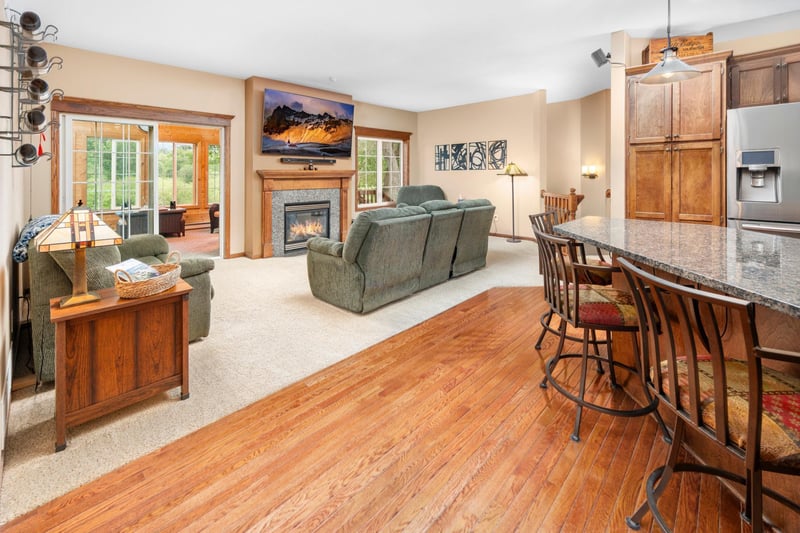 1805 Maple Ln, Saint Cloud, MN 56304