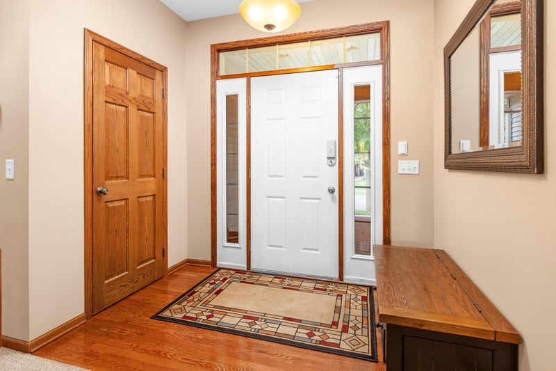 1805 Maple Ln, Saint Cloud, MN 56304