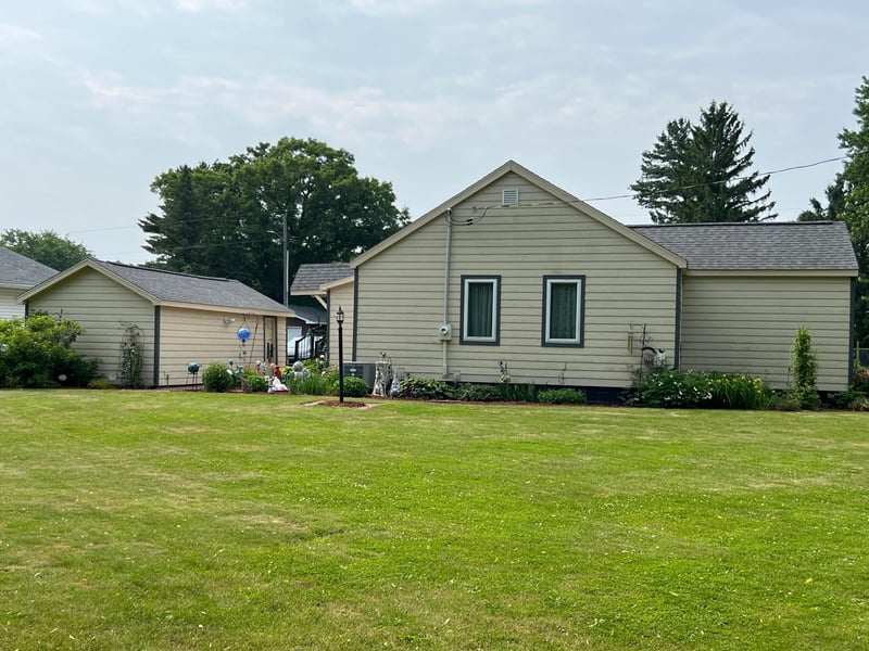 505 W Poplar Ave, Cameron, WI 54822