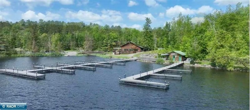 3096 Vermilion Dr, Cook, MN 55723