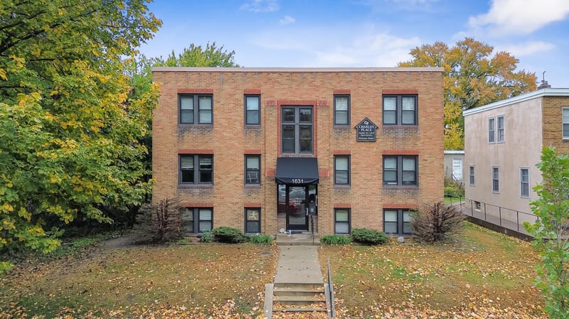 1631 Charles Ave, Saint Paul, MN 55104