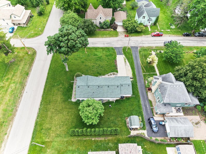 421 West St, Mantorville, MN 55955