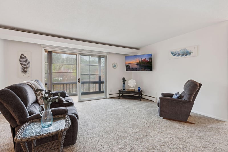 5410 Three Points Blvd #435, Mound, MN 55364