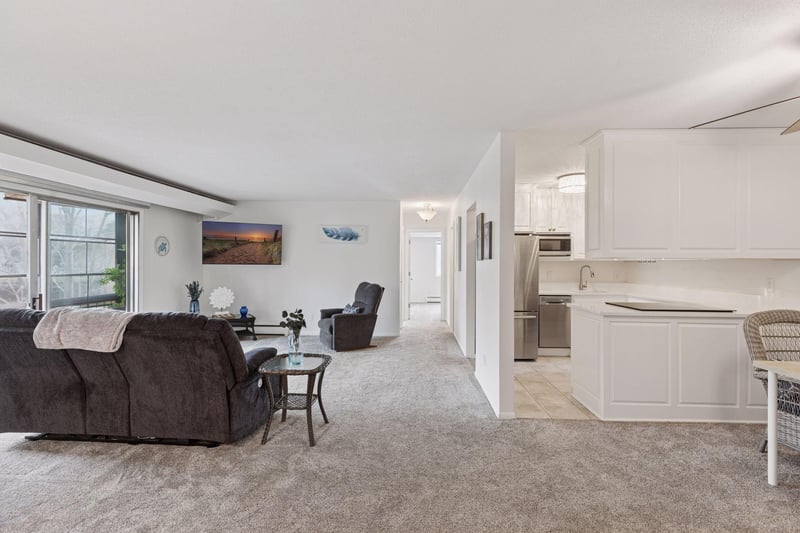 5410 Three Points Blvd #435, Mound, MN 55364