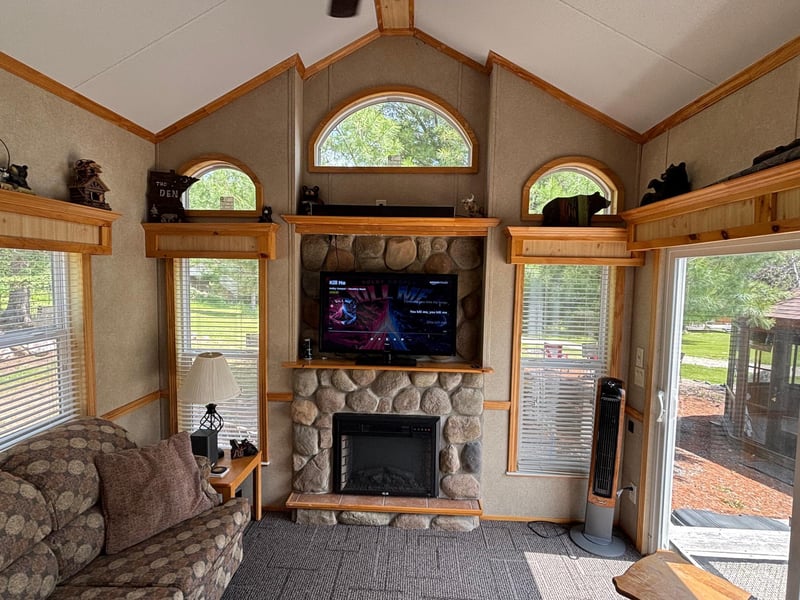 9442 Bear Ridge Dr, Orr, MN 55771
