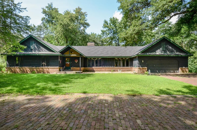 16060 Putnam Blvd S, Afton, MN 55001