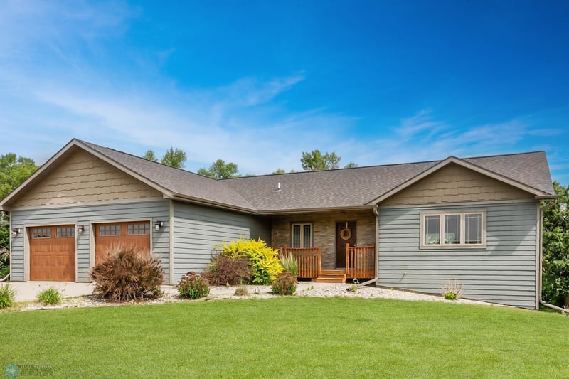 17207 Saylers Beach Rd, Lake Park, MN 56554