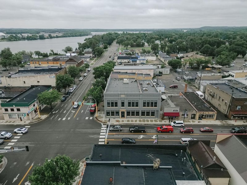 101 E Broadway, Little Falls, MN 56345