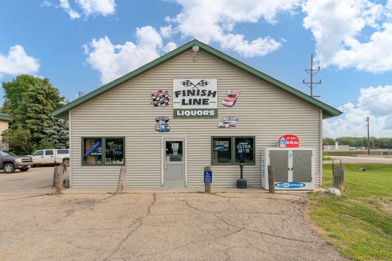 104 Walnut Ave, Madison Lake, MN 56063
