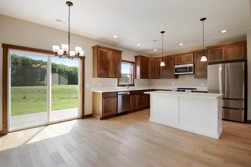 1010 Riverwood Dr, Elmwood, WI 54740