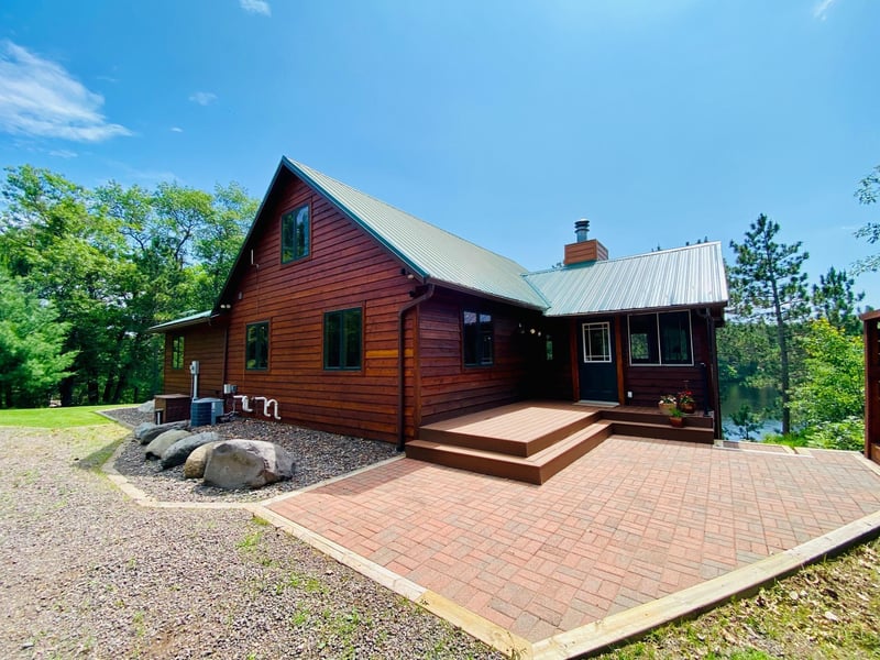 N13616 Indianhead Dr, Minong, WI 54859