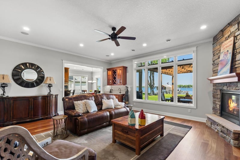 2172 Shadywood Rd, Wayzata, MN 55391