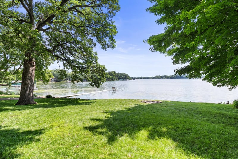 5491 Lake Sarah Heights Dr, Loretto, MN 55357