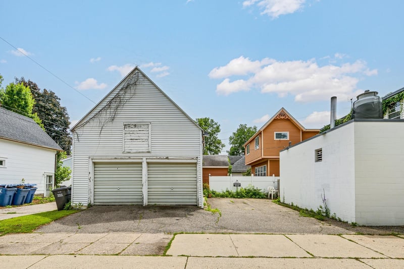 3701 Lyndale Ave S, Minneapolis, MN 55409