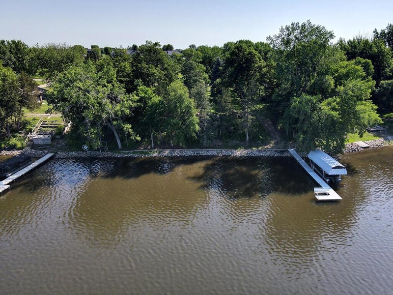 46853 Cape Horn Rd, Cleveland, MN 56017