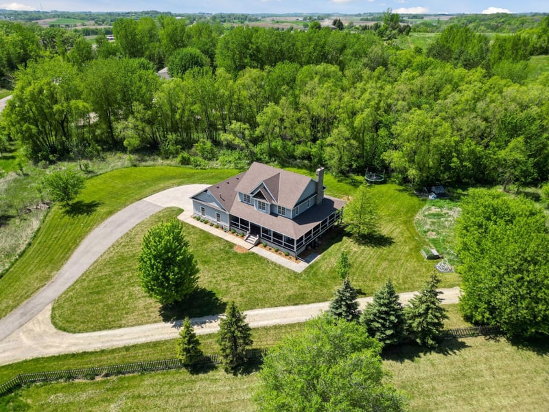 8360 E 280th St, Webster, MN 55088