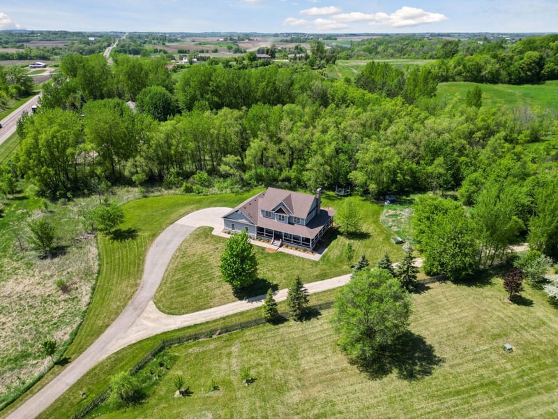 8360 E 280th St, Webster, MN 55088