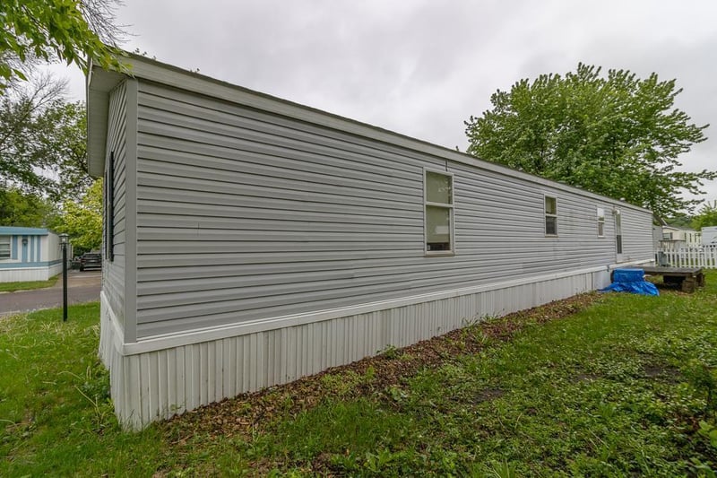 2526 S Bridge St #114, New Ulm, MN 56073