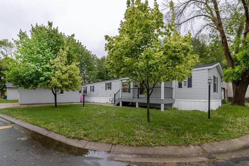 2526 S Bridge St #114, New Ulm, MN 56073