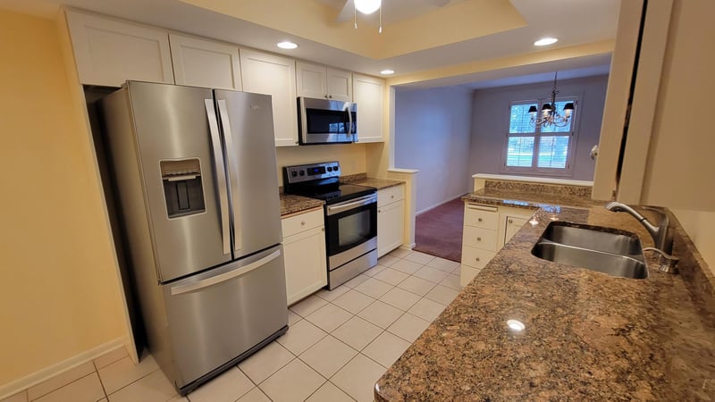 8430 Pennsylvania Rd #109, Bloomington, MN 55438
