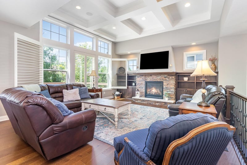 1621 Dutch Lake Dr, Minnetrista, MN 55364