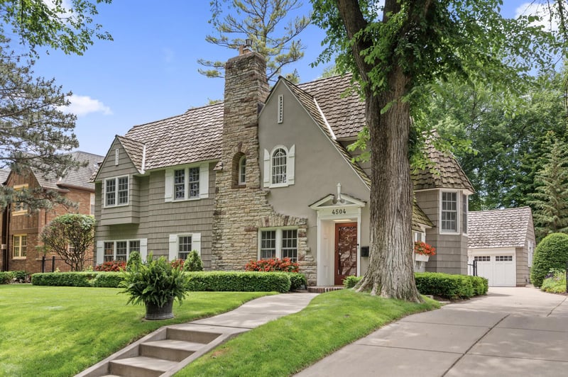 4504 Wooddale Ave, Edina, MN 55424