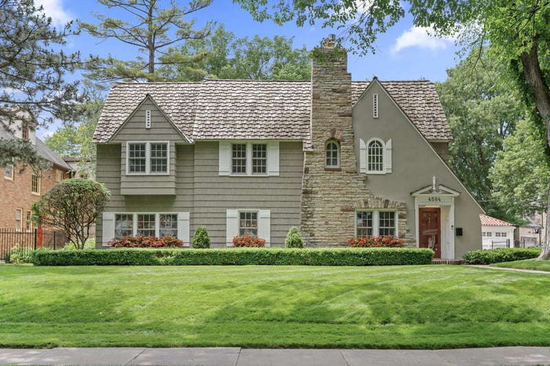 4504 Wooddale Ave, Edina, MN 55424