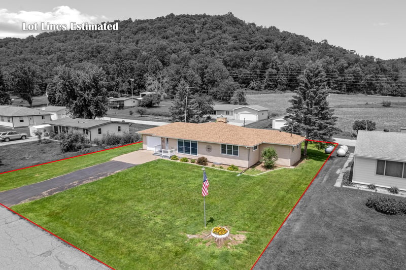 S1576 Lake St, Alma, WI 54610