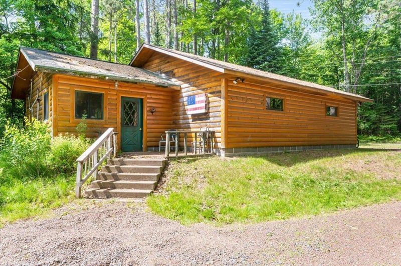 6978 S Maple Creek Rd, Lake Nebagamon, WI 54849