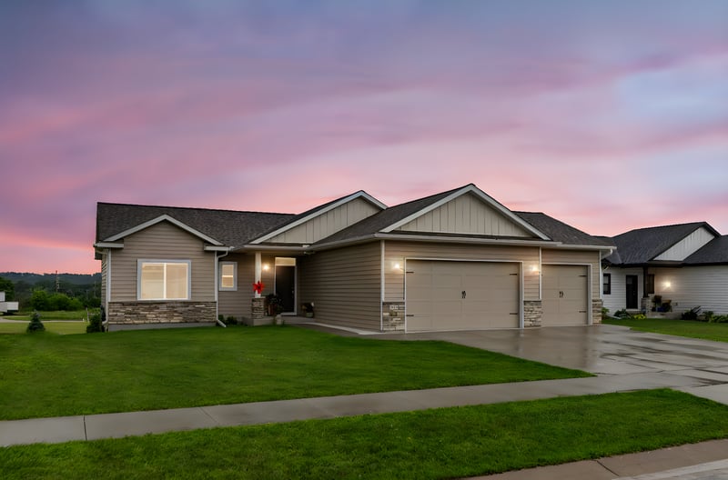 1427 Amco Dr Se, Chatfield, MN 55923