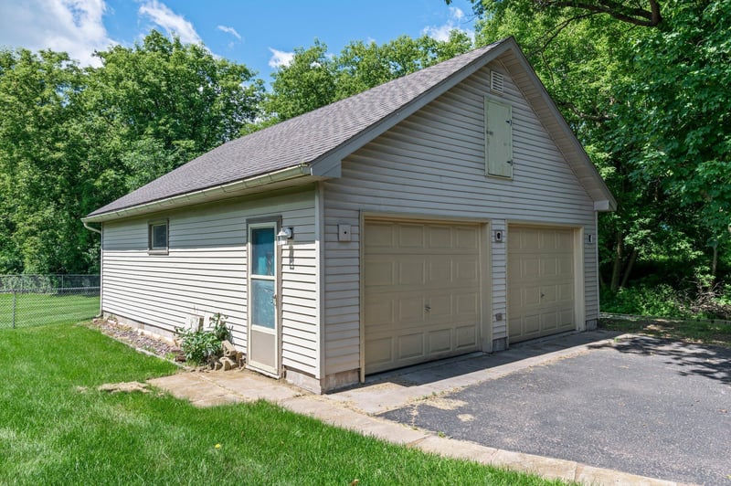 214 Gandy View Ave, Milltown, WI 54858