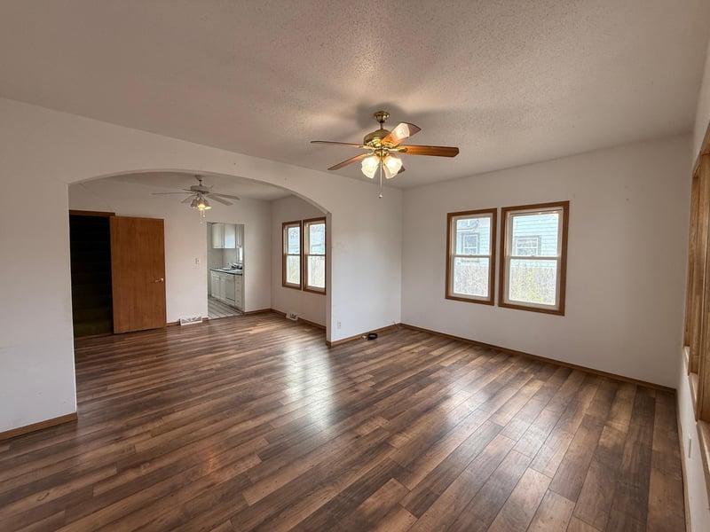 708 5th Ave, Madison, MN 56256
