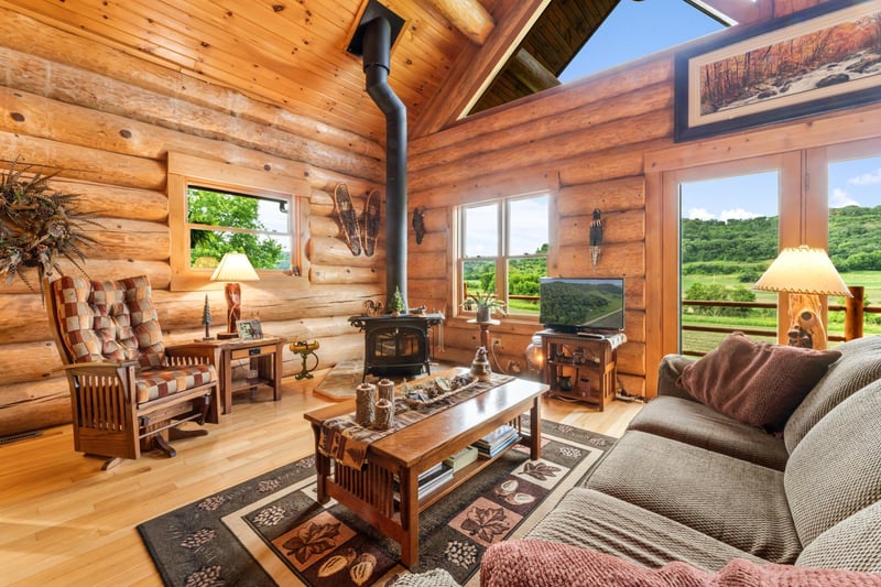30453 County Road 19, Rushford, MN 55971
