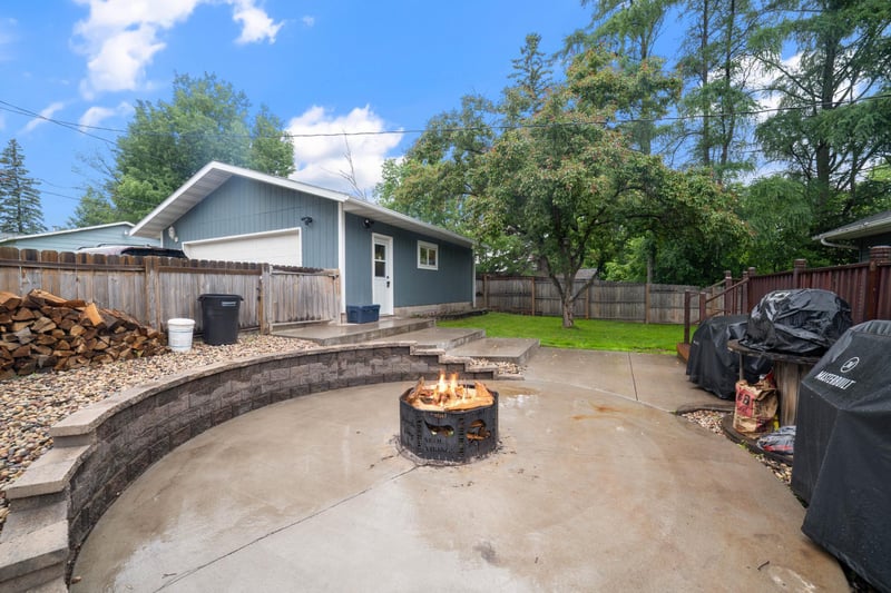 311 S 70th Ave W, Duluth, MN 55807