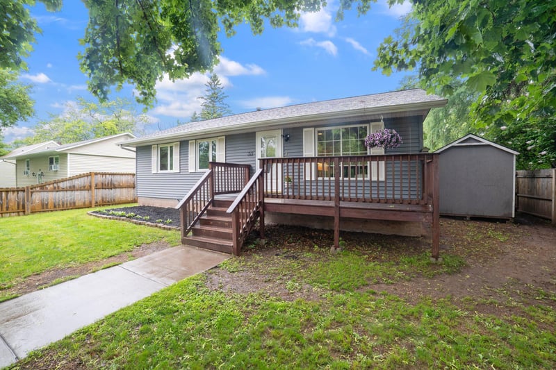 311 S 70th Ave W, Duluth, MN 55807