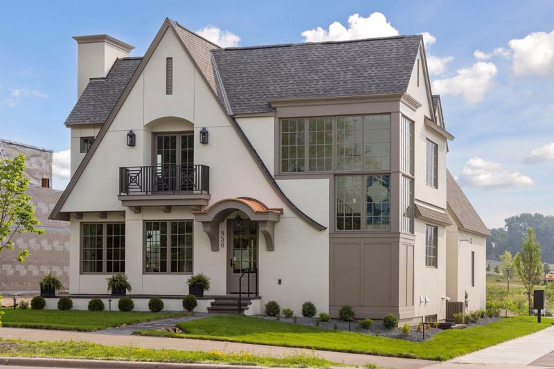956 Mississippi River Blvd S, Saint Paul, MN 55116