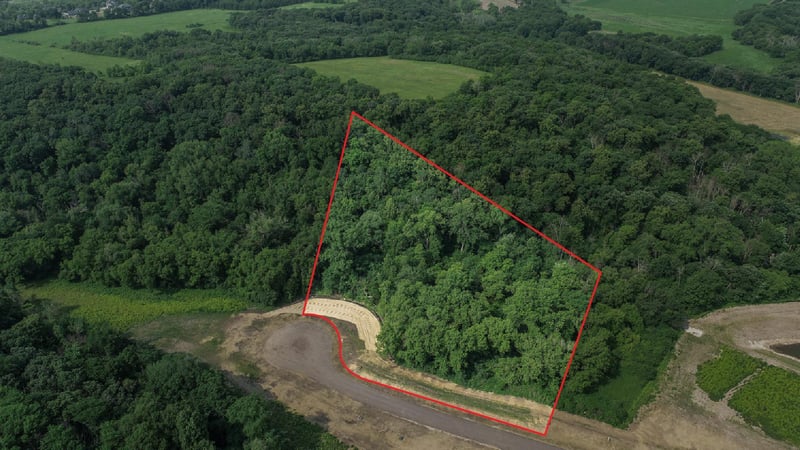 TBD L3b3 Woodland Valley Ln SW, Rochester, MN 55902
