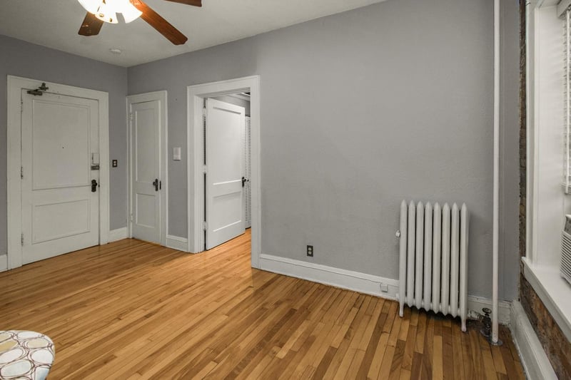 1901 Stevens Ave #206, Minneapolis, MN 55403