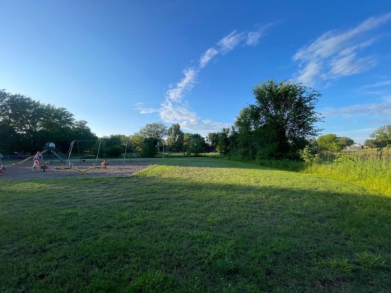 900 6th Ave NE, Little Falls, MN 56345