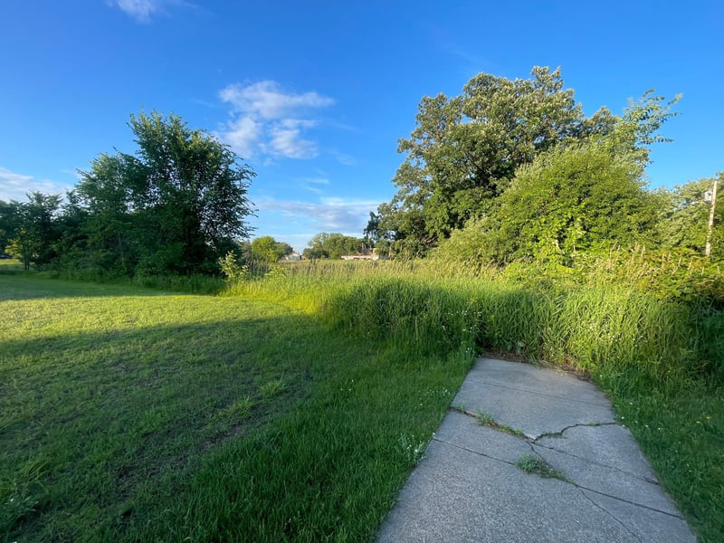 900 6th Ave NE, Little Falls, MN 56345