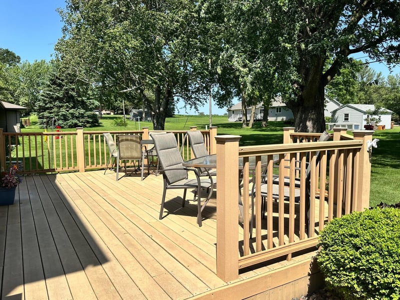 515 2nd St SW, New Richland, MN 56072