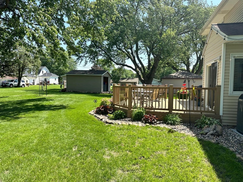 515 2nd St SW, New Richland, MN 56072