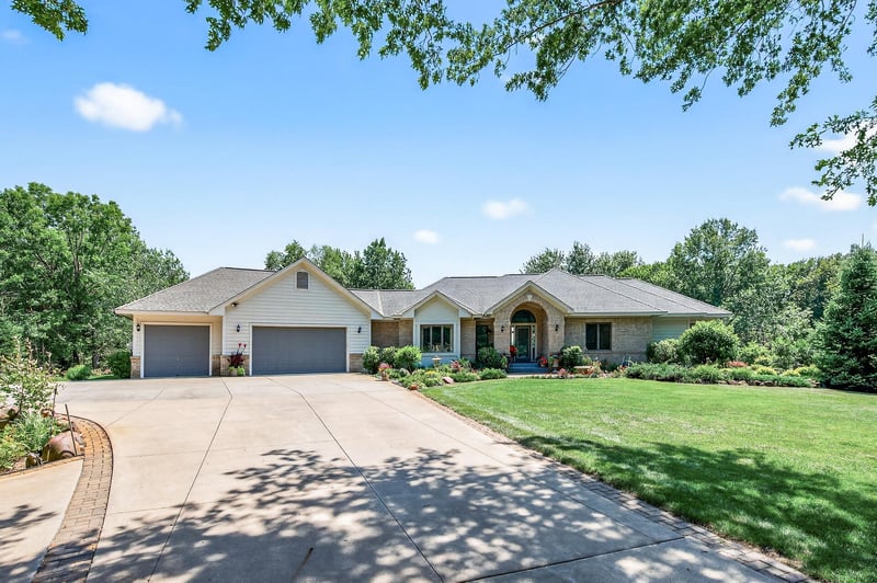 5151 Muir Ave N, Stillwater, MN 55082