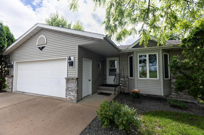 23391 Belmont St, Hampton, MN 55031