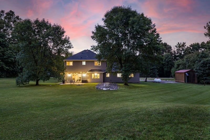 4695 Castle Cir, Lester Prairie, MN 55354