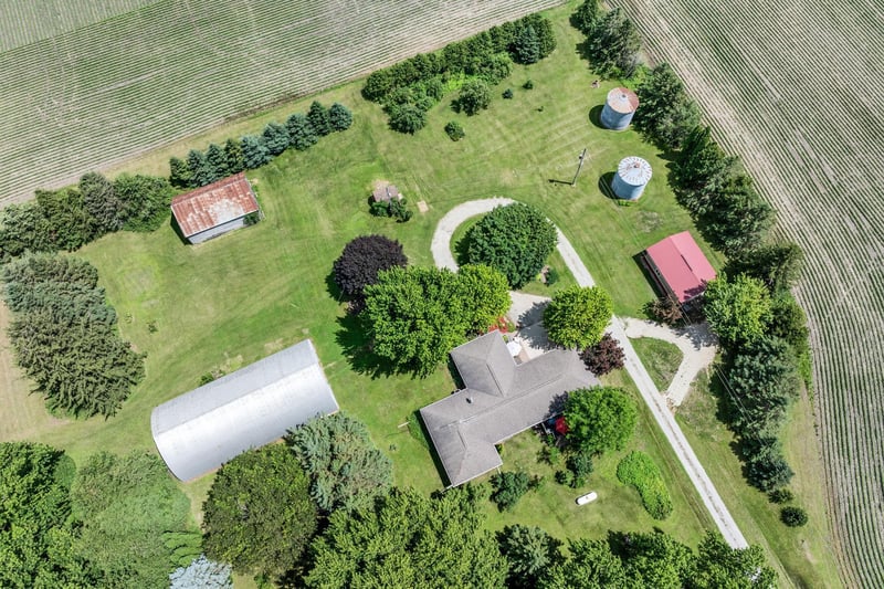 56668 145th Ave, West Concord, MN 55985