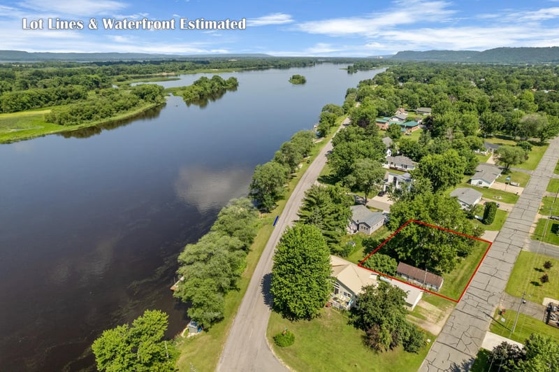 726 S Humboldt St, Buffalo City, WI 54622